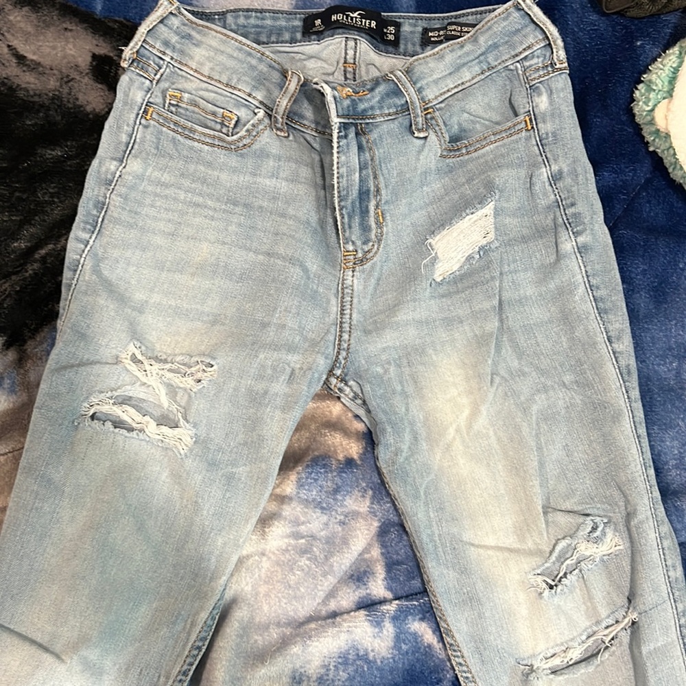 Hollis get mid-rise super skinny light blue Jean